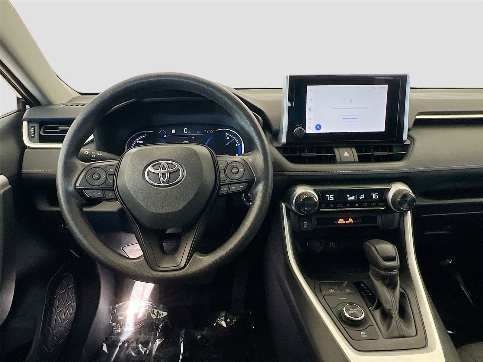 Used 2025 Toyota RAV4 XLE image 21