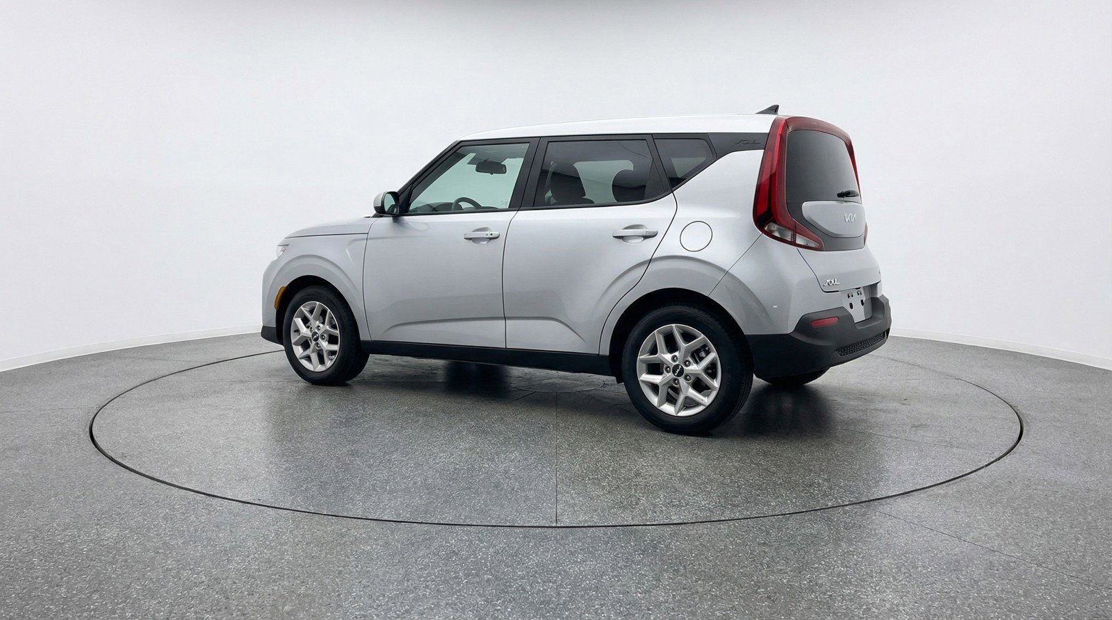 Used 2025 Kia Soul LX w/ LX Technology Package FWD image 6
