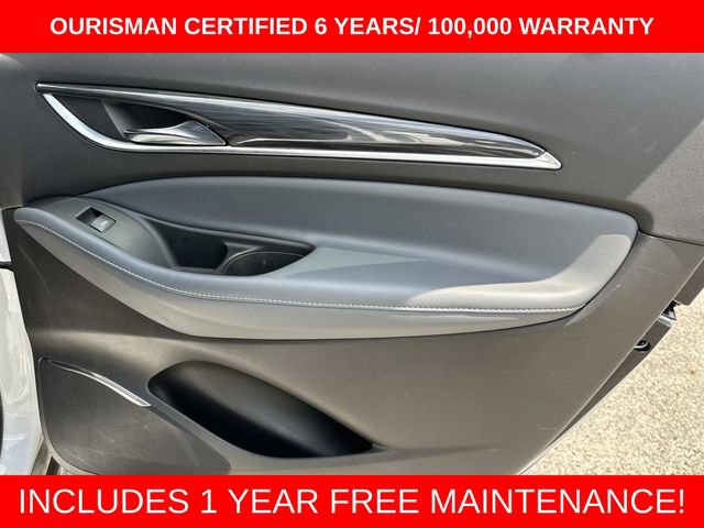 Used 2023 Buick Enclave Essence AWD/4WD image 11