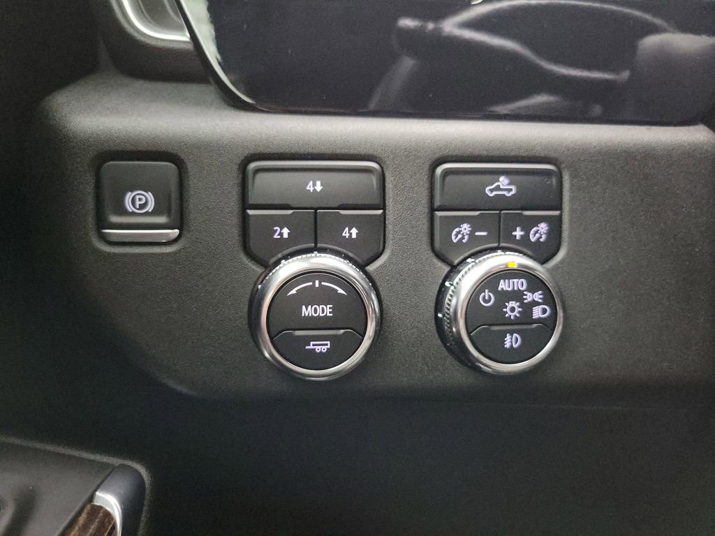 Used 2025 GMC Sierra 3500 SLE w/ SLE Convenience Package image 27