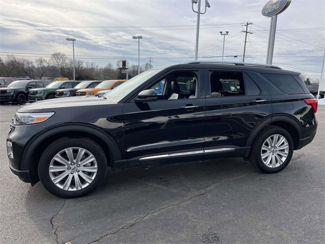 Used 2022 Ford Explorer Limited w/ Equipment Group 301A image 3