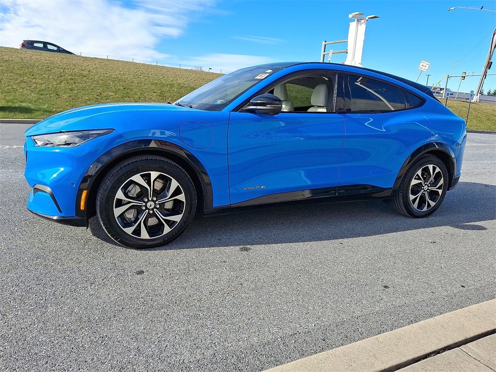 Used 2023 Ford Mustang Mach-E Premium image 5