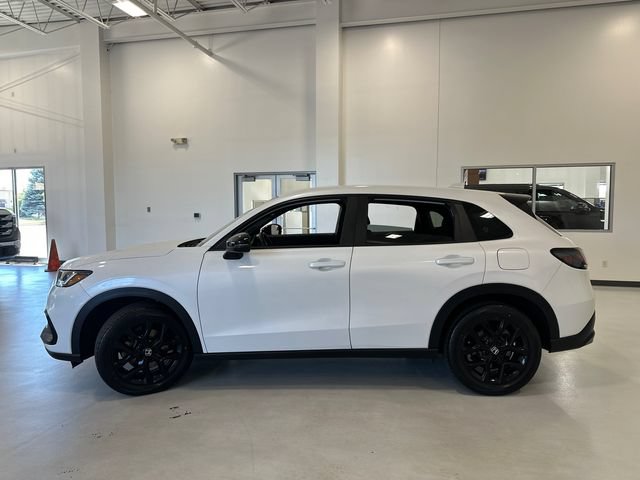 Used 2024 Honda HR-V Sport image 9