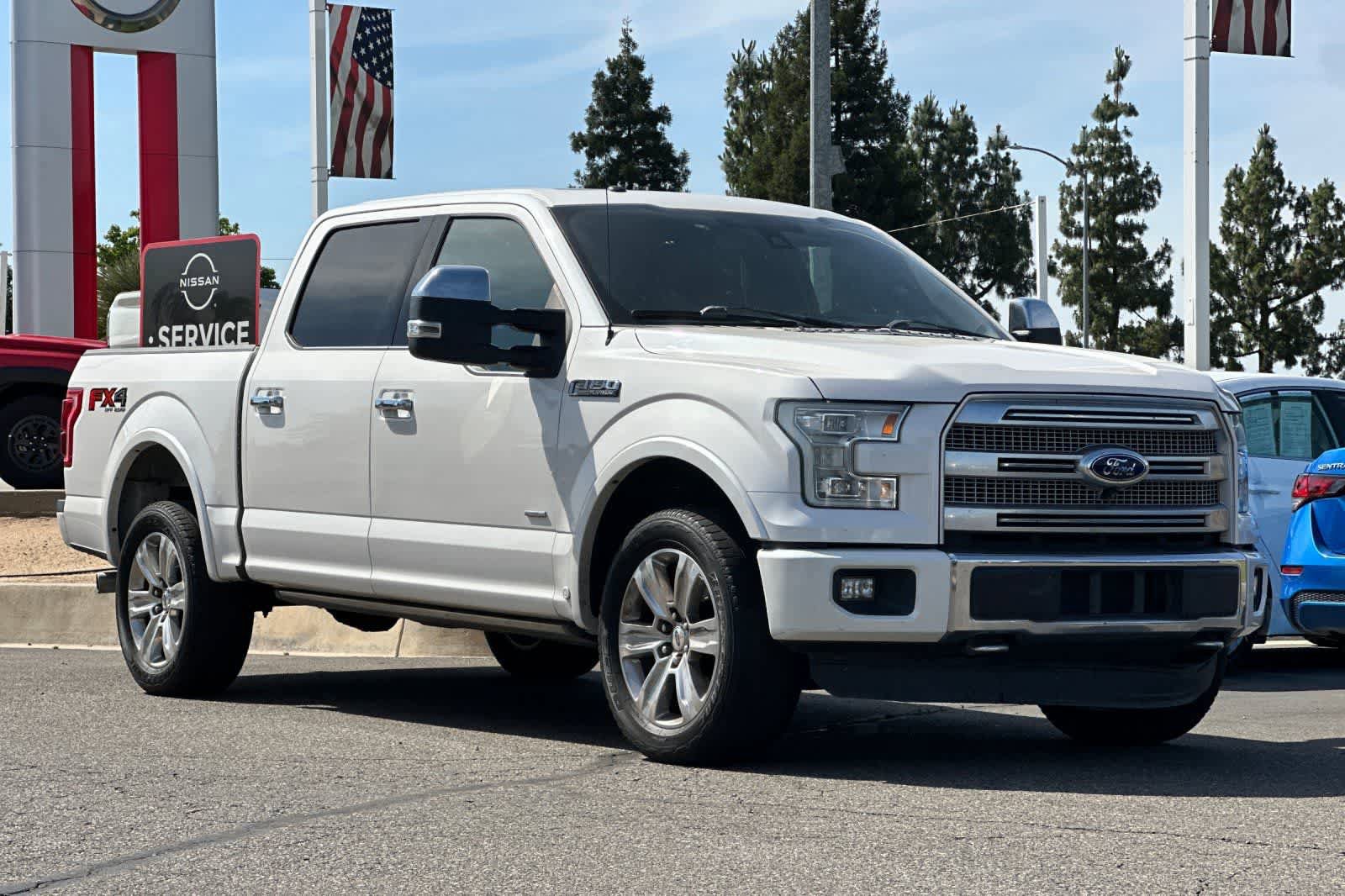 Used 2015 Ford F150 Platinum w/ Equipment Group 701A Luxury AWD/4WD image 10