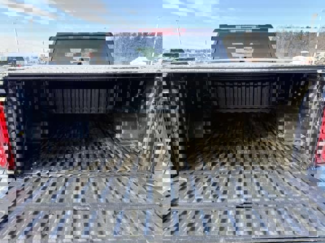 Used 2022 GMC Sierra 1500 SLT w/ SLT Convenience Package image 10