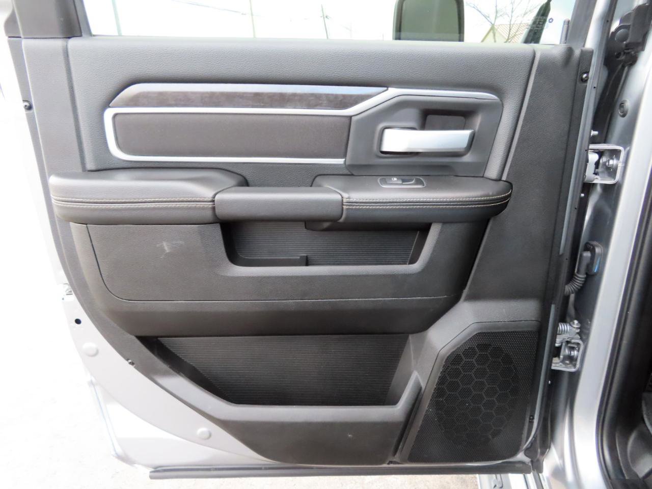 Used 2024 RAM 2500 Big Horn image 43