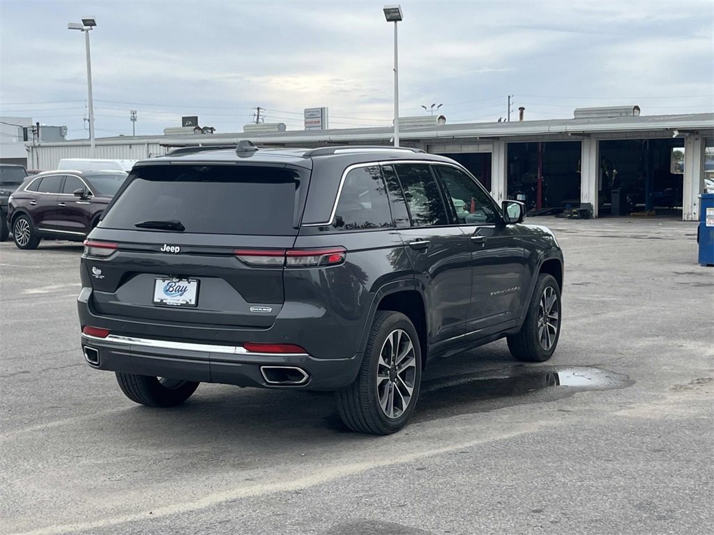 Used 2022 Jeep Grand Cherokee Overland w/ Luxury Tech Group IV image 5