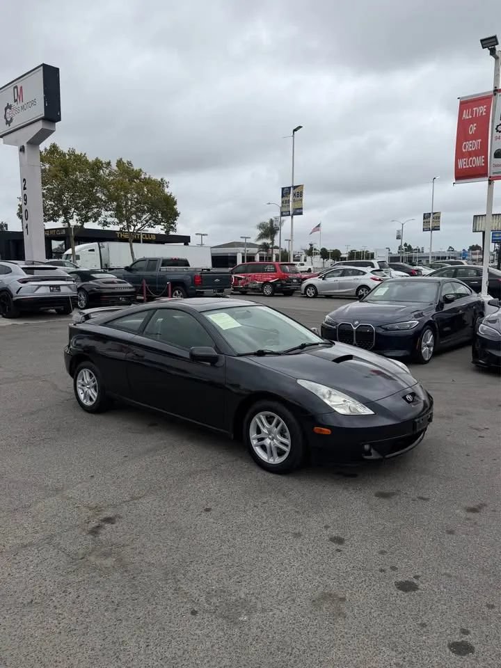 Used 2001 Toyota Celica GT FWD image 2