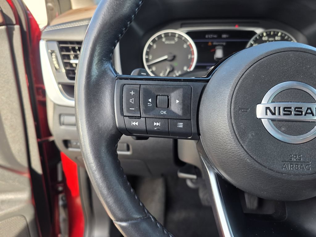 Used 2021 Nissan Rogue SV w/ Premium Package FWD image 26