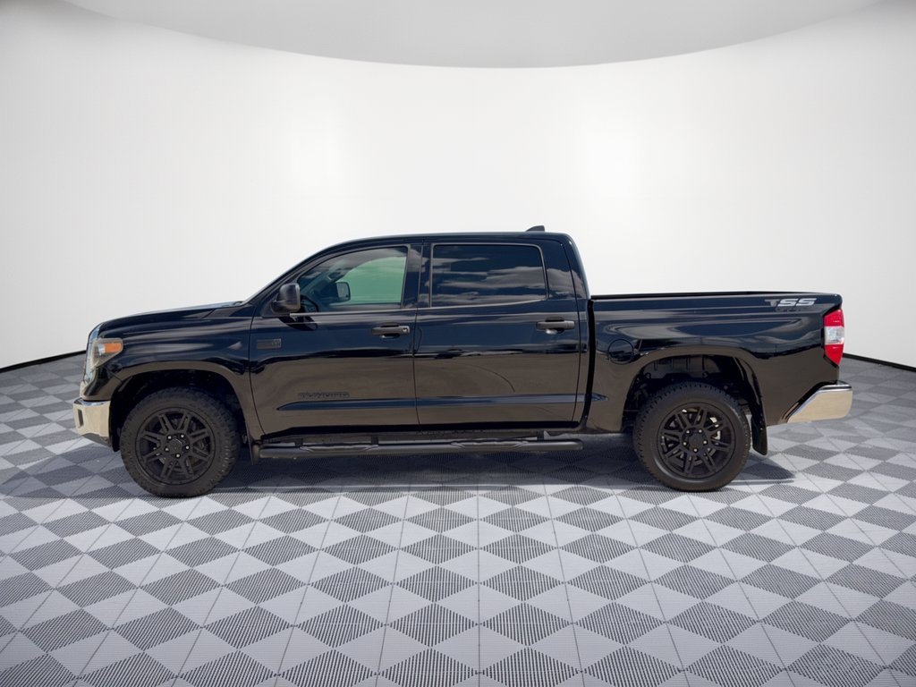 Used 2020 Toyota Tundra SR5 w/ SR5 Upgrade Package AWD/4WD image 2