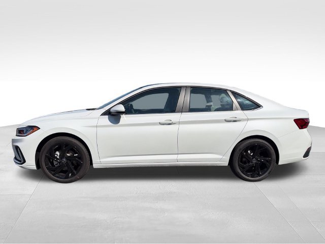New 2027 Volkswagen Jetta SE FWD image 4