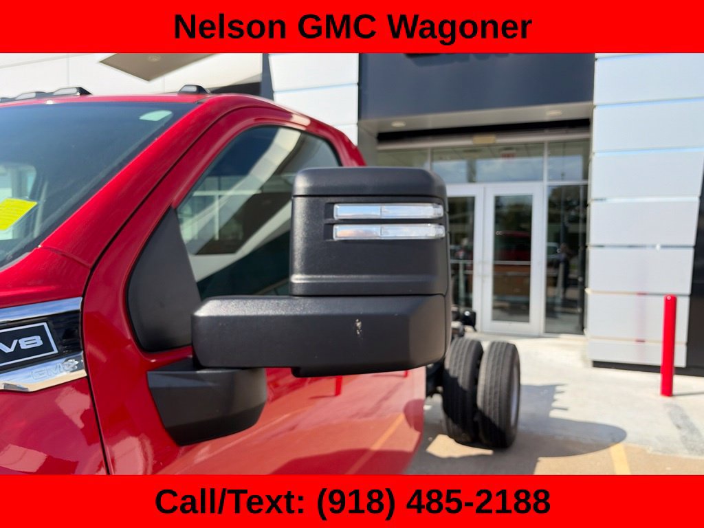 Used 2021 GMC Sierra 3500 4x4 Regular Cab w/ Convenience Package image 11