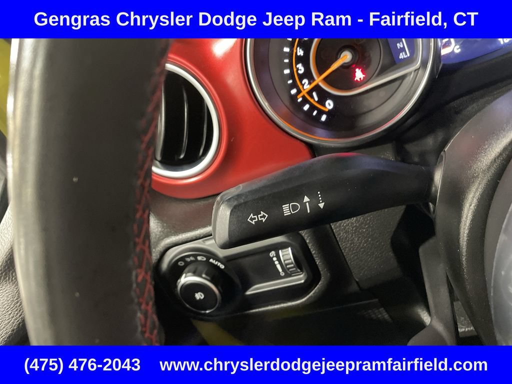 Used 2023 Jeep Wrangler Unlimited Rubicon w/ Cold Weather Group AWD/4WD image 30