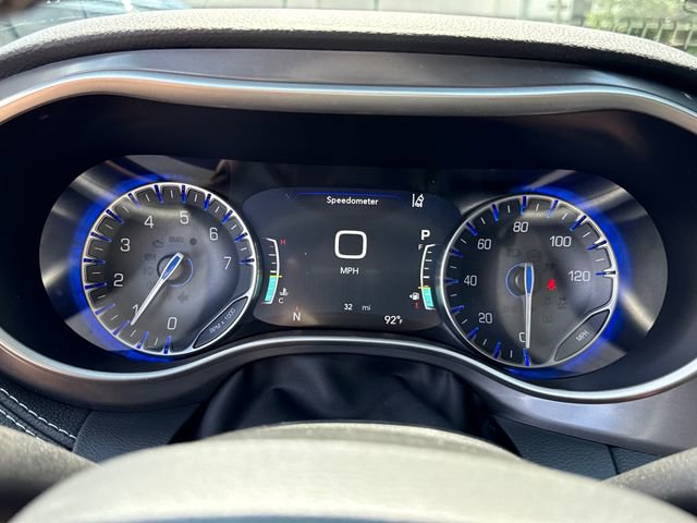 New 2026 Chrysler Pacifica Select FWD image 12
