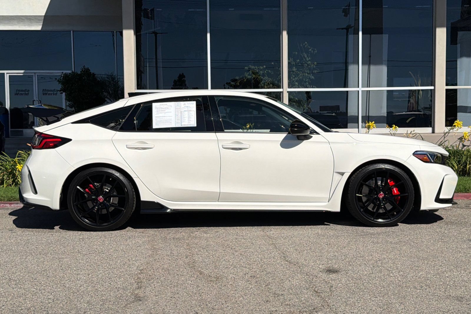Certified 2025 Honda Civic Type R image 3