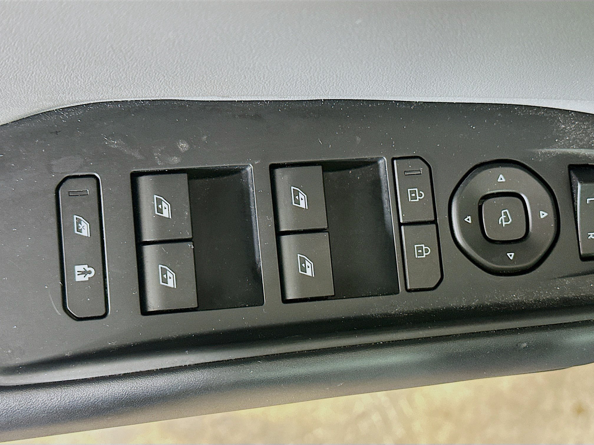Used 2024 Kia EV9 Light RWD image 15