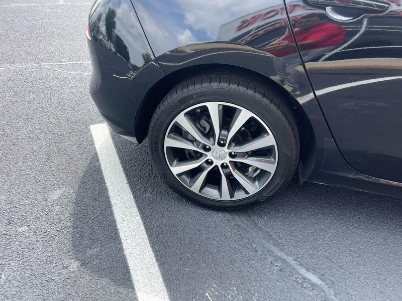 Used 2018 Hyundai Elantra GT image 8