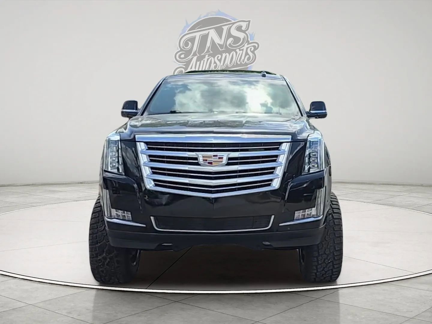 Used 2019 Cadillac Escalade Platinum AWD/4WD image 8