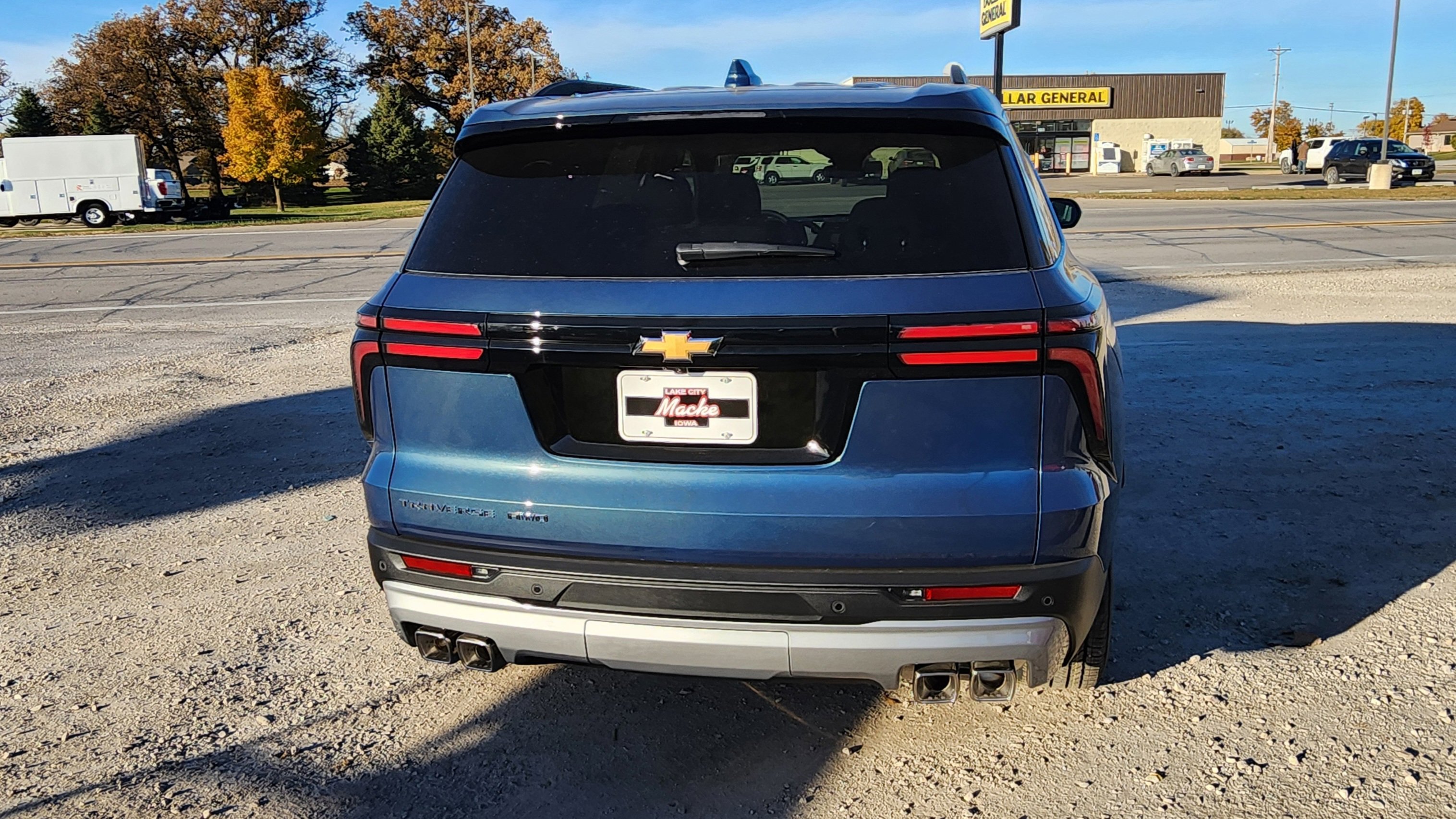 New 2026 Chevrolet Traverse LT image 5
