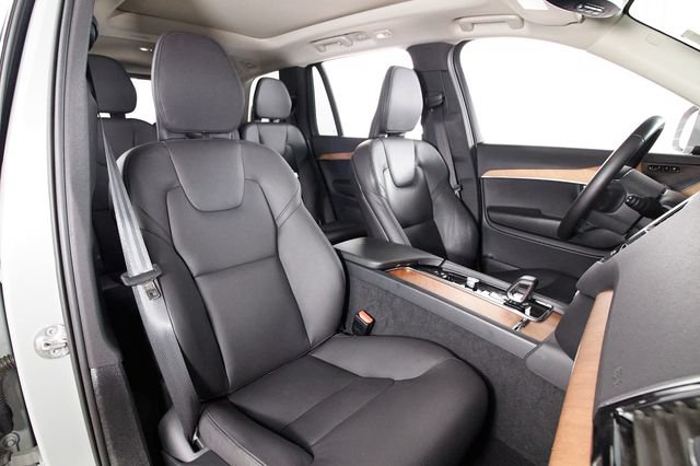 Used 2024 Volvo XC90 T8 Plus w/ Protection Package Premier AWD/4WD image 20