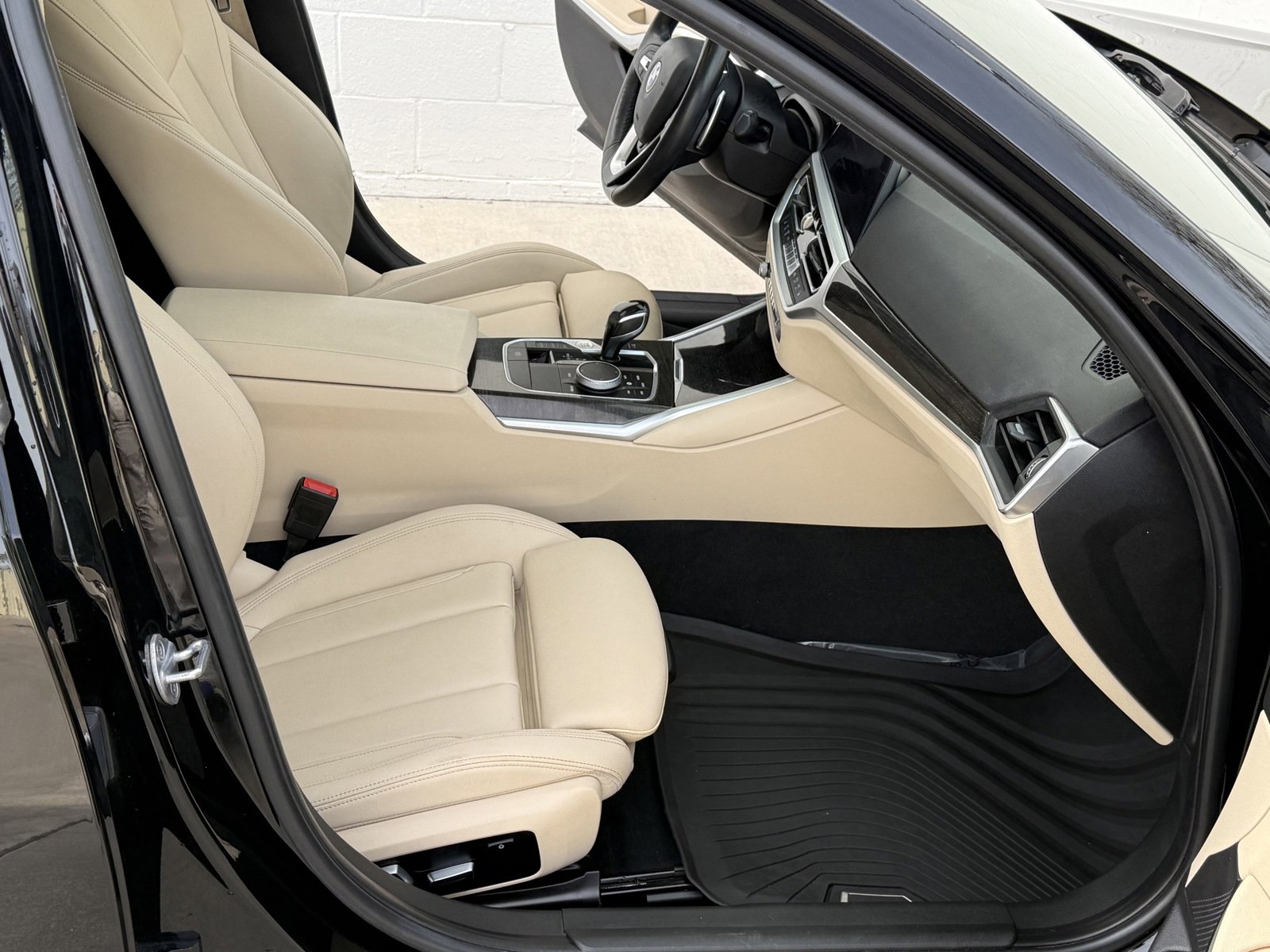 Used 2020 BMW 330i xDrive Sedan AWD/4WD image 31