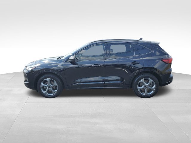 Used 2023 Ford Escape ST-Line w/ Tech Pack #1 AWD/4WD image 7