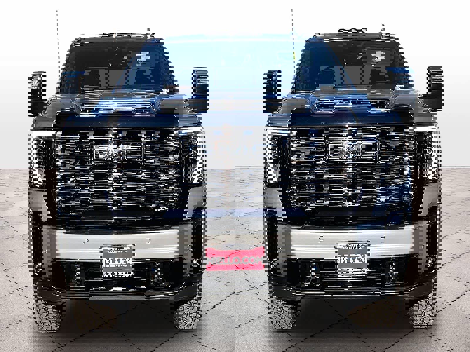 Used 2025 GMC Sierra 2500 Denali Ultimate w/ Max Trailering Package image 3