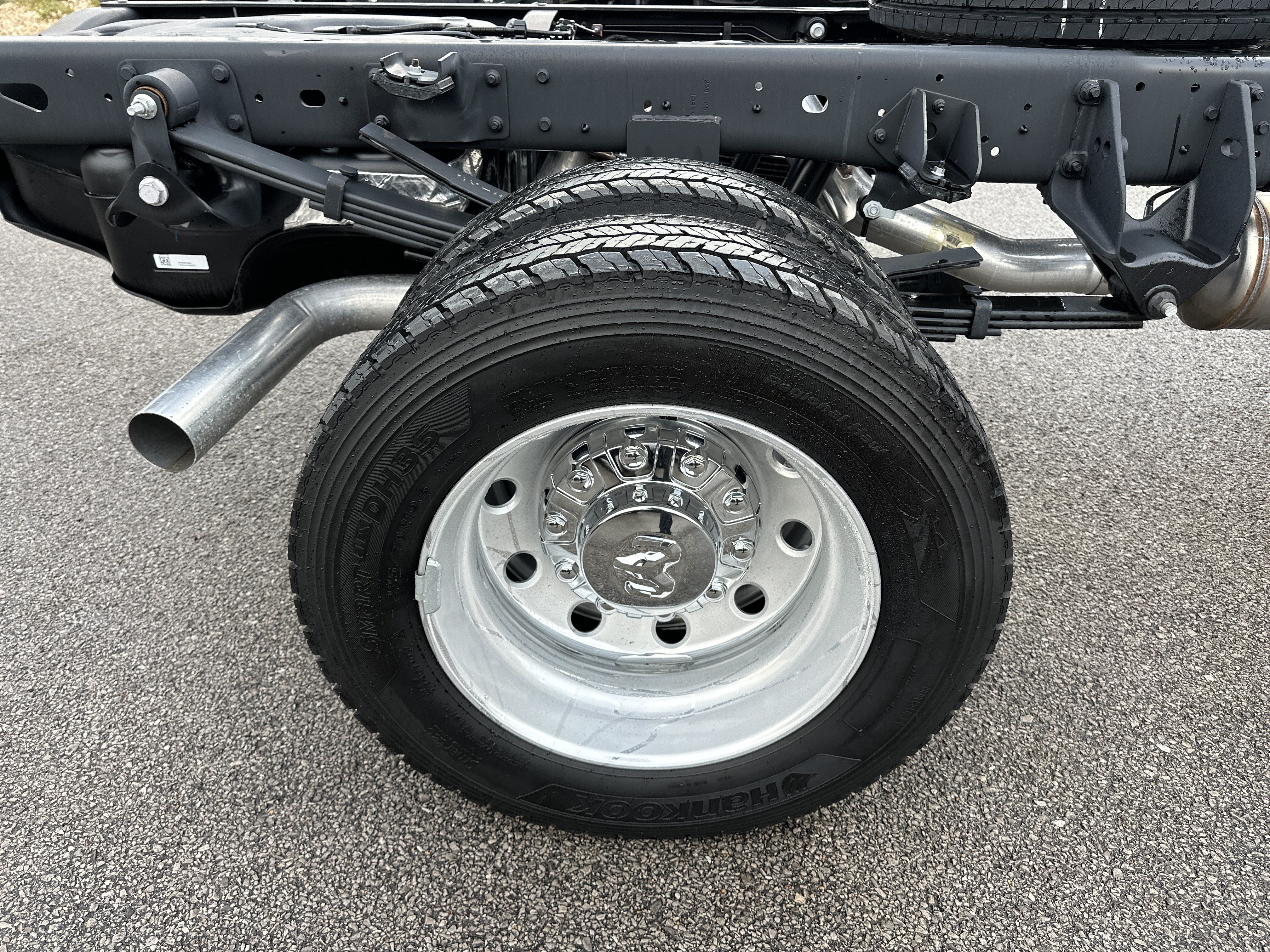 New 2026 RAM 4500 Tradesman w/ Chrome Appearance Group AWD/4WD image 17