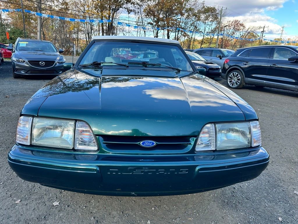 Used 1990 Ford Mustang LX image 2