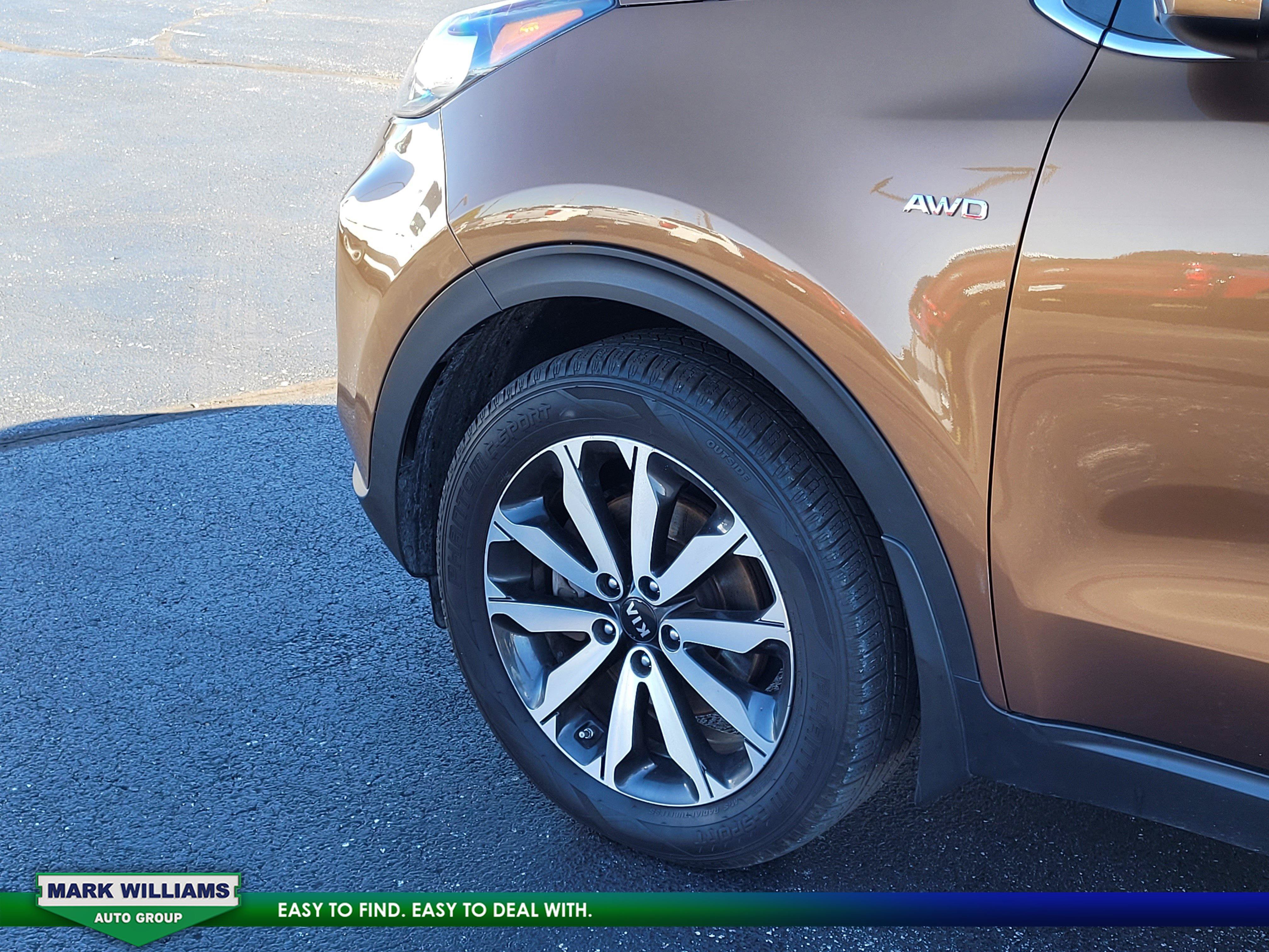 Used 2017 Kia Sportage EX AWD/4WD image 11