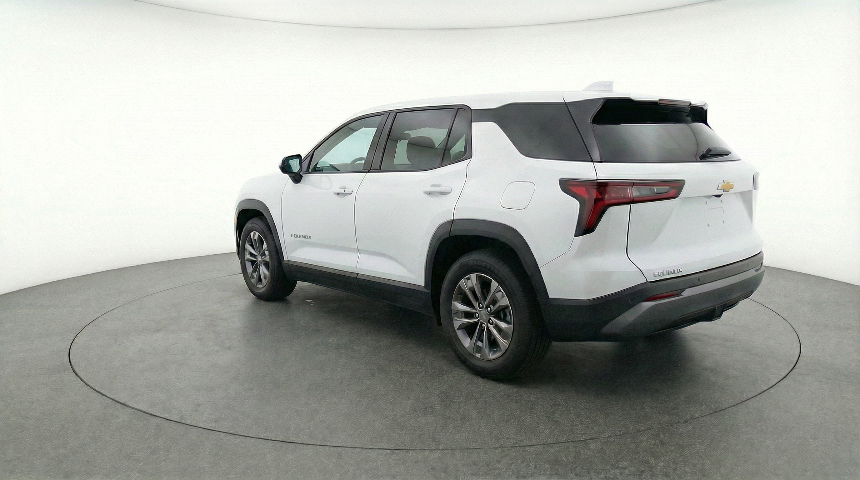 Used 2025 Chevrolet Equinox LT image 6