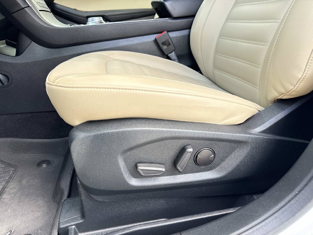Used 2020 Ford Edge SEL w/ Convenience Package FWD image 20