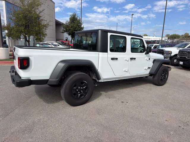Used 2025 Jeep Gladiator Sport AWD/4WD image 8