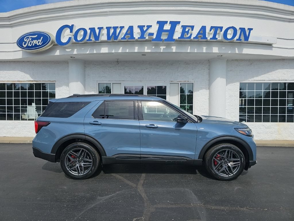 New 2026 Ford Explorer ST-Line w/ ST-Line Street Pack