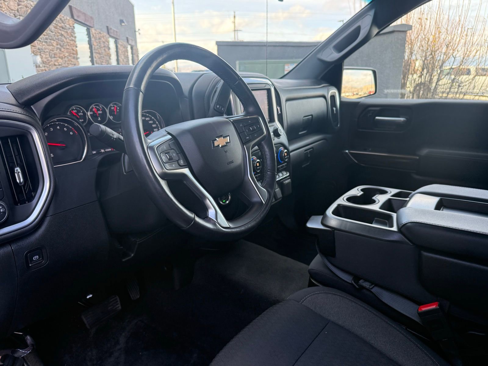 Used 2020 Chevrolet Silverado 1500 LT w/ True North Edition AWD/4WD image 14