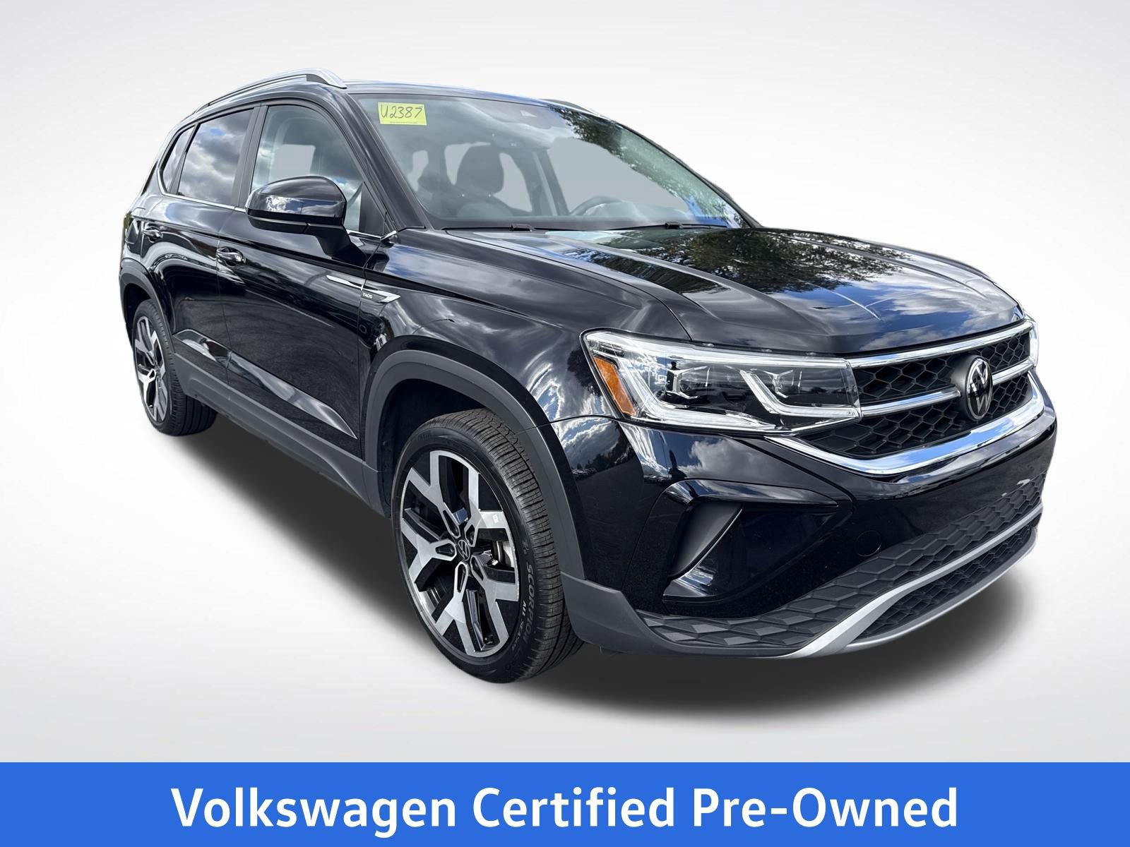 Certified 2022 Volkswagen Taos SEL image 8