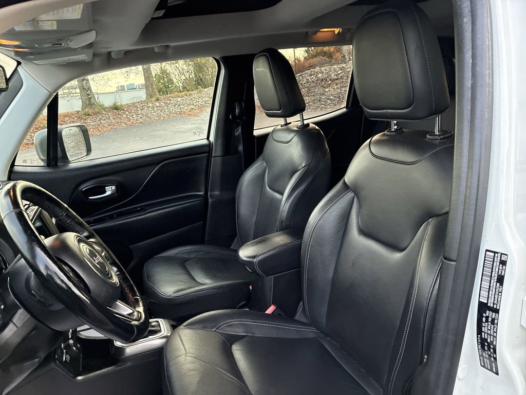 Used 2020 Jeep Renegade Limited image 11