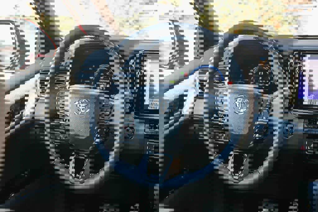 New 2026 Toyota Camry SE w/ Multimedia Upgrade Package image 12