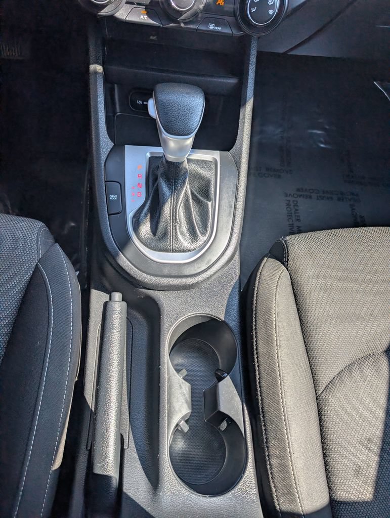 Used 2023 Kia Forte LXS FWD image 25