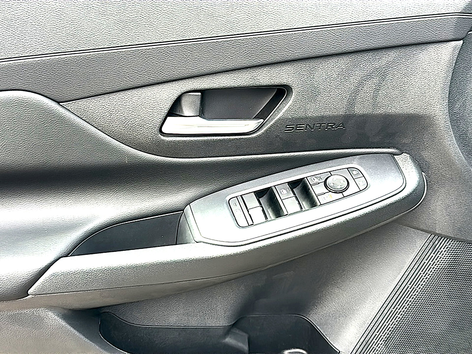 New 2026 Nissan Sentra SV w/ SV Convenience Package image 13