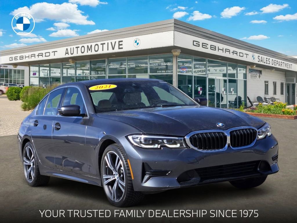 Used 2021 BMW 330i xDrive 330i xDrive w/ Premium Package image 1