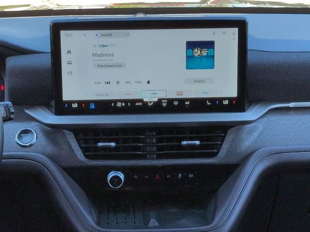 Used 2025 Ford Explorer Platinum w/ LUX Leather Package image 18