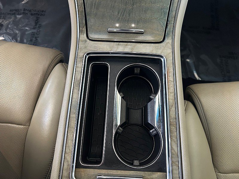 Used 2018 Lincoln Continental Reserve AWD/4WD image 22