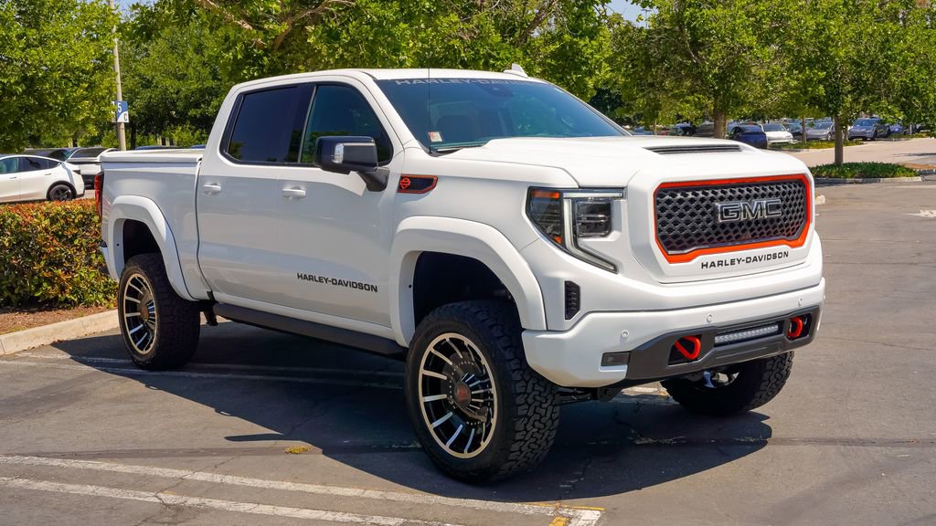 New 2025 GMC Sierra 1500 AT4 w/ AT4 Premium Package image 6