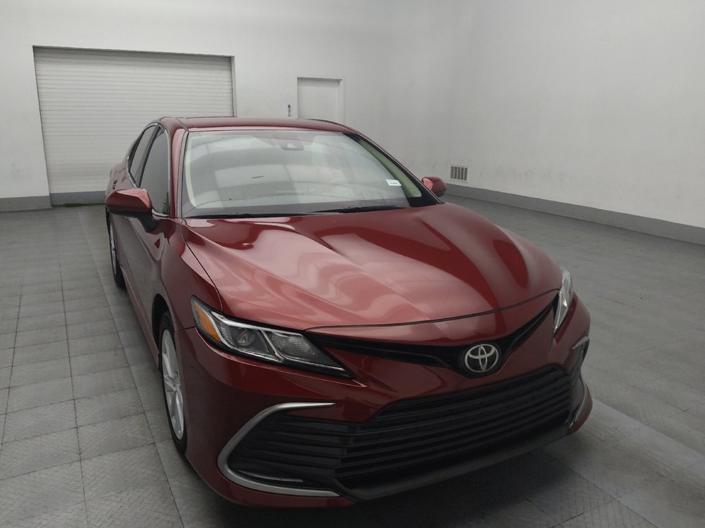Used 2021 Toyota Camry LE image 13