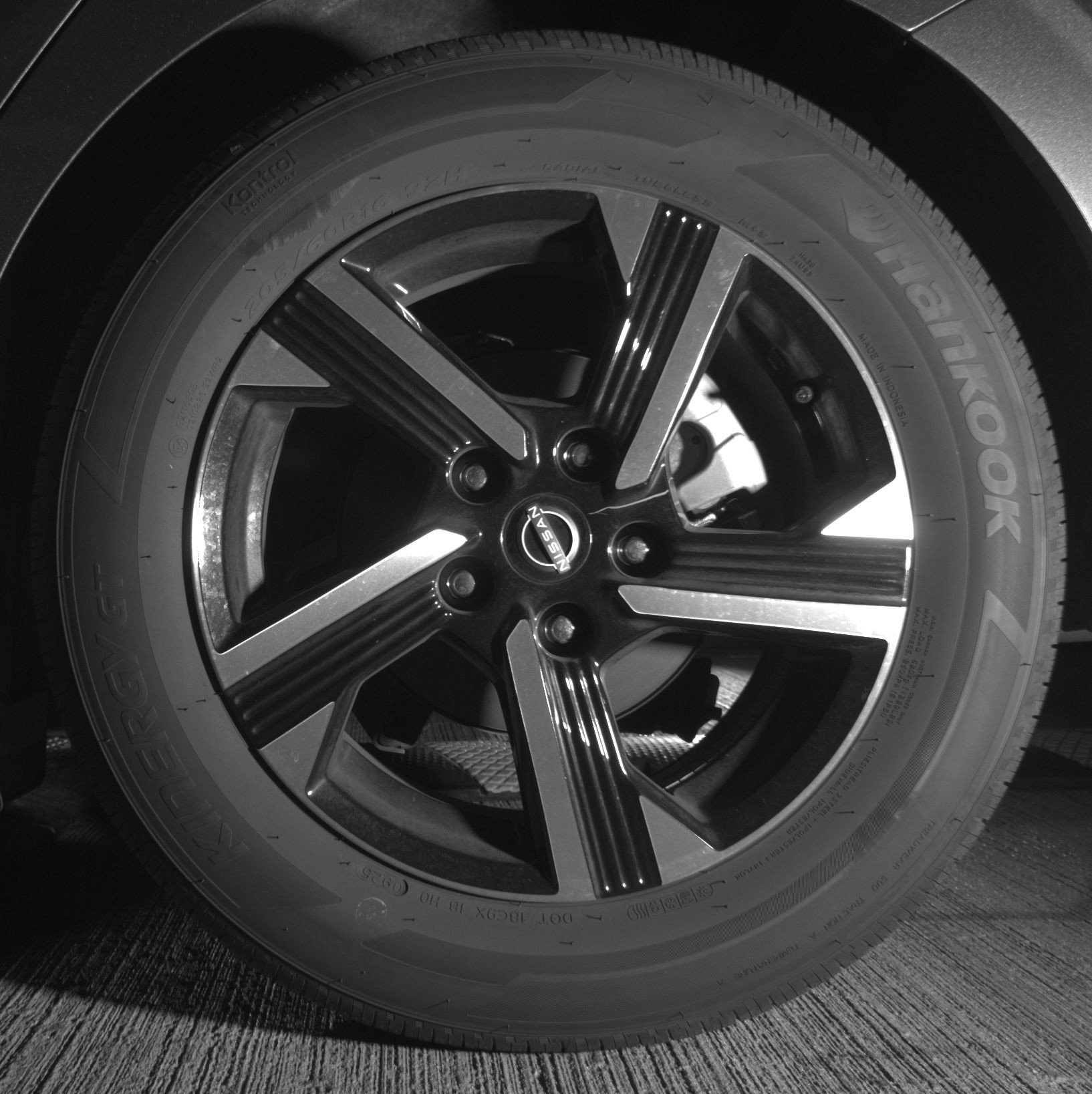 Used 2025 Nissan Sentra SV image 14