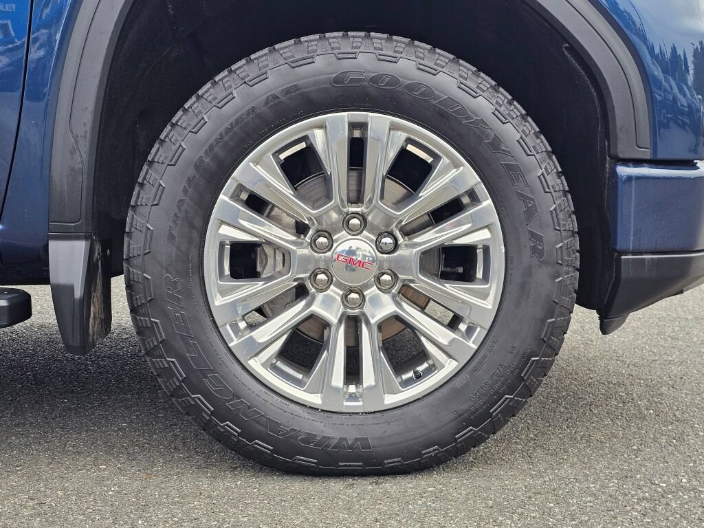 Used 2023 GMC Sierra 1500 Denali w/ Technology Package AWD/4WD image 35