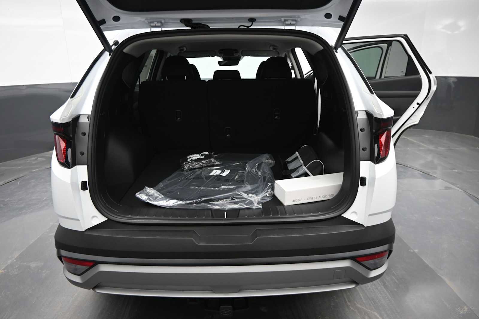 New 2026 Hyundai Tucson SEL w/ Tow & Go Package AWD/4WD image 14