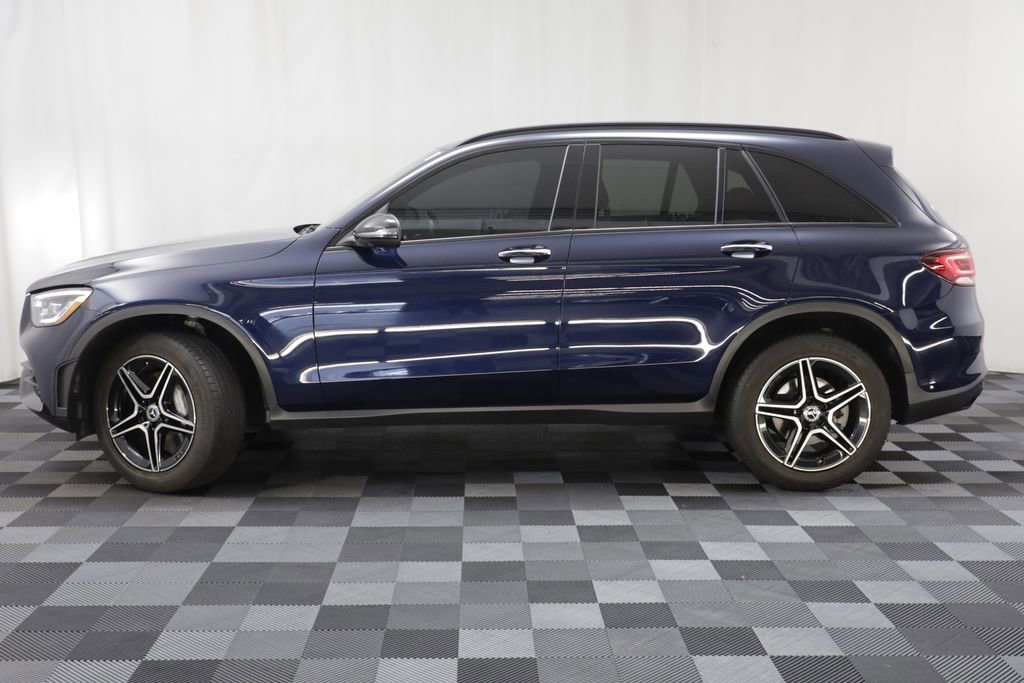 Used 2022 Mercedes-Benz GLC 300 4MATIC image 4