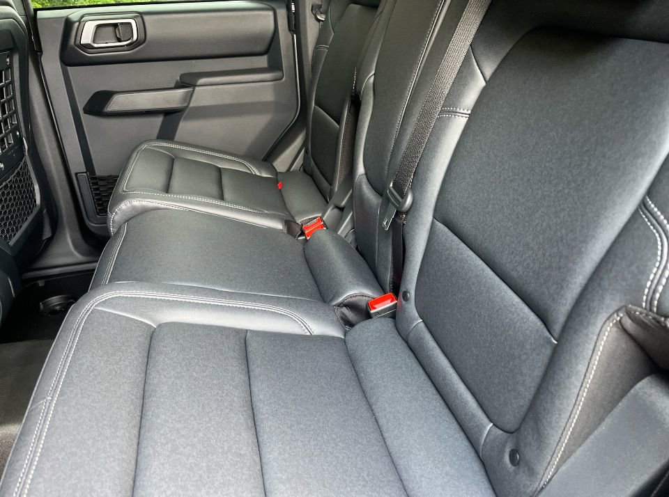 New 2025 Ford Bronco Badlands w/ Sasquatch Package image 25